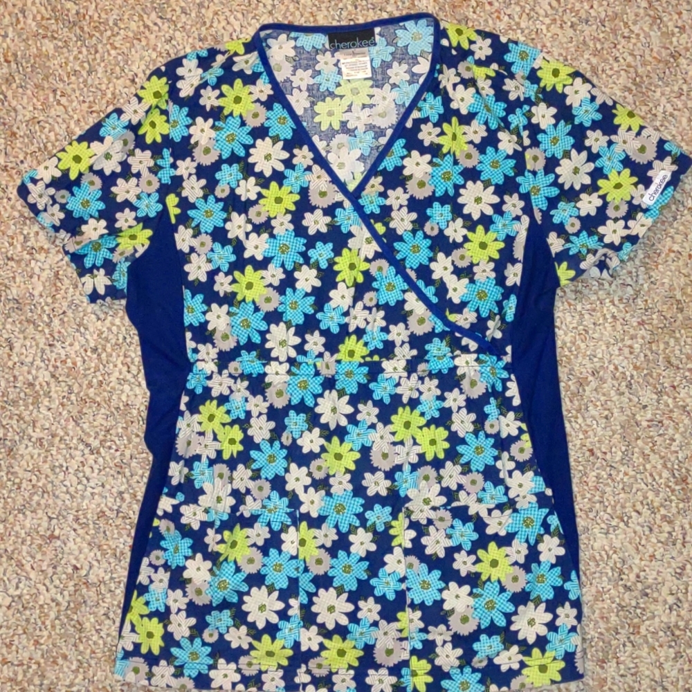 Floral Cherokee size large scrub shirt- tons of scrubs bundle and save